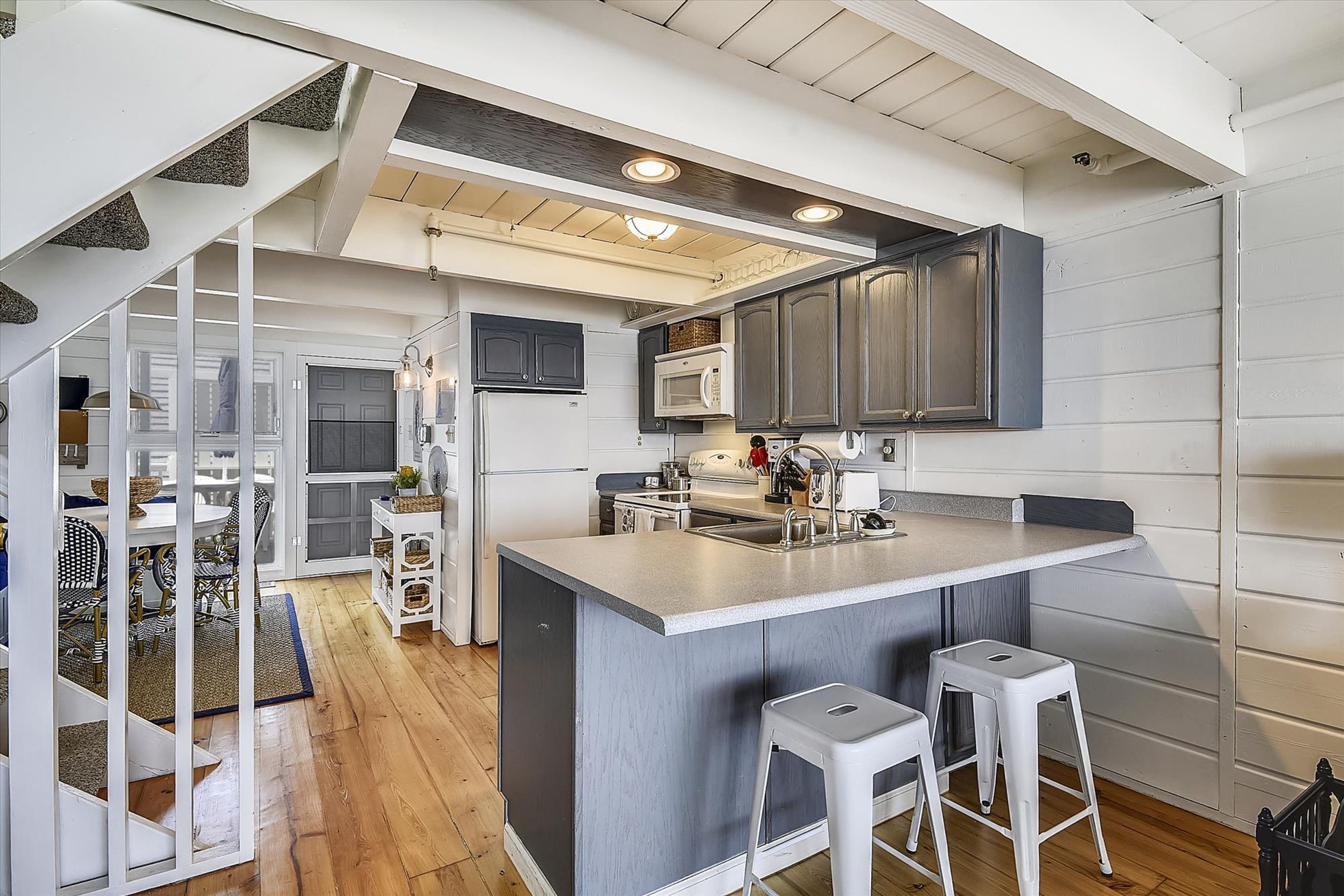 Townhome, 4 Bedrooms | Private kitchen