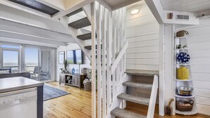 Interior - Atlantic Watergate 16 by Long & Foster (Bethany Beach)