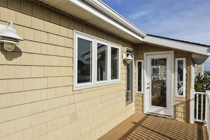 House, 4 Bedrooms | Exterior