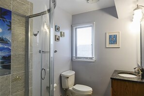 House, 4 Bedrooms | Bathroom | Towels - Always Summer by Long & Foster (Bethany Beach)