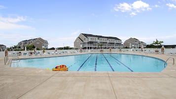 Condo, 3 Bedrooms | Pool | Outdoor pool