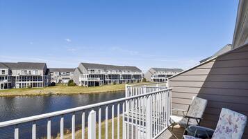 Condo, 3 Bedrooms | Balcony
