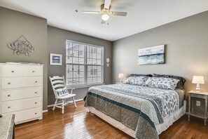 4 bedrooms, individually decorated, individually furnished, free WiFi - Bayside at Bethany Lakes #127 by Long & Foster (Ocean View)