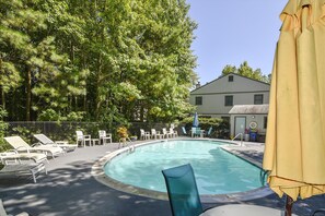 Pool - Beach Hollow 432 Lekites Ave by Long & Foster (Bethany Beach)