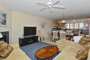 Townhome, 3 Bedrooms | Living room