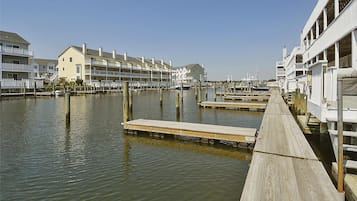 Townhome, 3 Bedrooms | Lake