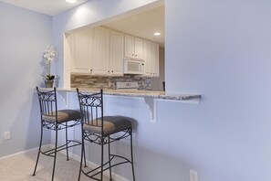 Condo, 2 Bedrooms | Private kitchen