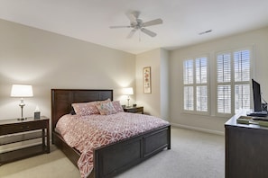 3 bedrooms, individually decorated, individually furnished, bed sheets - Bear Trap Dunes 114b Willow Oak Ave by Long & Foster (Ocean View)