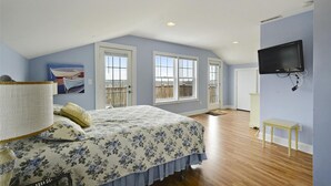 Casa, 6 quartos | 6 quartos, Wi-Fi de cortesia, individualmente decorados