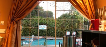 Cozy Guesthouse w pool and heated jacuzzi - Santa Clarita