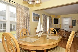 Dining - 3 Caroline Eagles Landing by Long & Foster (Rehoboth Beach)