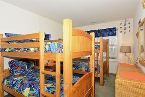 Townhouse, 4 kamar tidur | 4 kamar tidur dan didekorasi berbeda-beda
