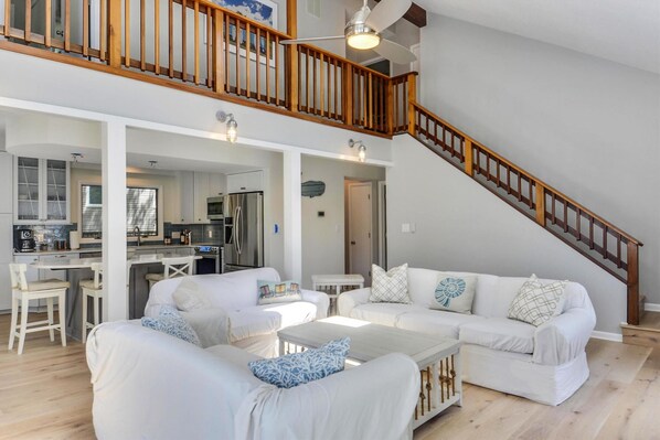 Casa, 4 habitaciones | Sala de estar