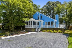 House, 4 Bedrooms | Exterior