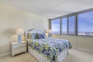 Condo, 3 habitaciones | 3 habitaciones, decoración personalizada y muebles diferentes 