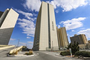 Condo, 3 Bedrooms | Exterior
