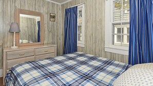 Duplex, 4 Bedrooms | 4 bedrooms, individually decorated, individually furnished, bed sheets - Delaware Avenue 57a by Long & Foster (Rehoboth Beach)