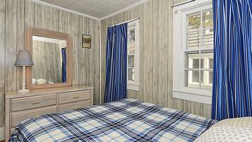 4 bedrooms, individually decorated, individually furnished, bed sheets