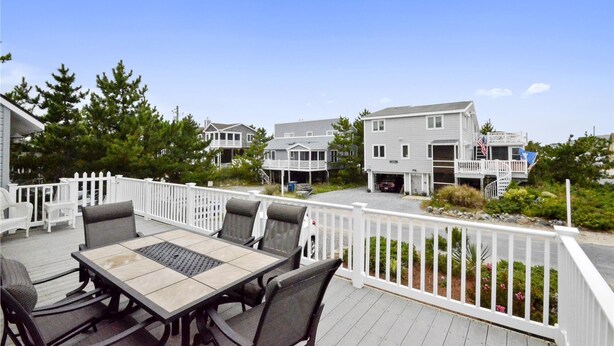 House, 3 Bedrooms | Exterior
