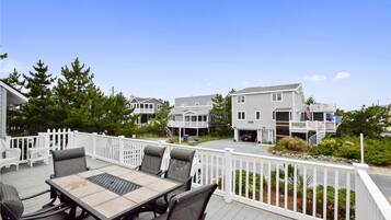 House, 3 Bedrooms | Exterior