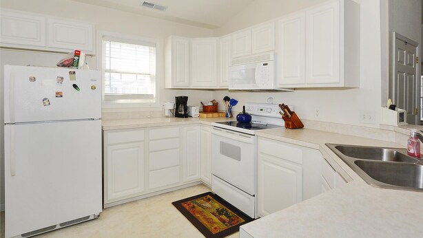 Condo, 3 Bedrooms | Private kitchen - Creekwood 1203 Stoneybrook Cir by Long & Foster (Rehoboth Beach)