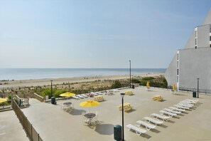 Condo, 3 Bedrooms | Property grounds