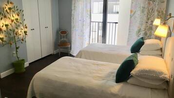 Condo, 3 Bedrooms | 3 bedrooms, individually decorated, individually furnished, free WiFi