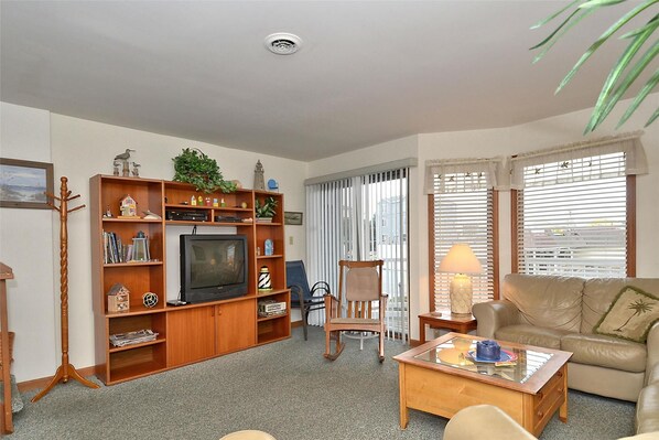 Interior - Fenwick Lighthouse Unit 1 by Long & Foster (Fenwick Island)