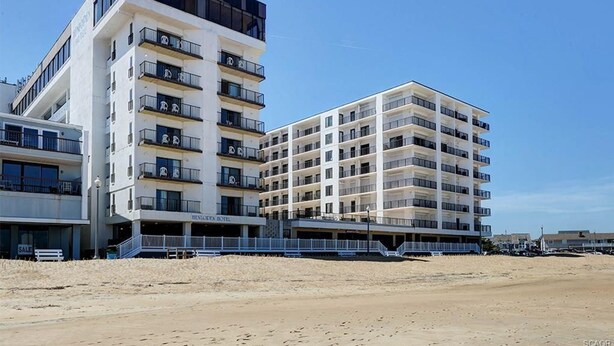 Condo, 2 chambres | Extérieur