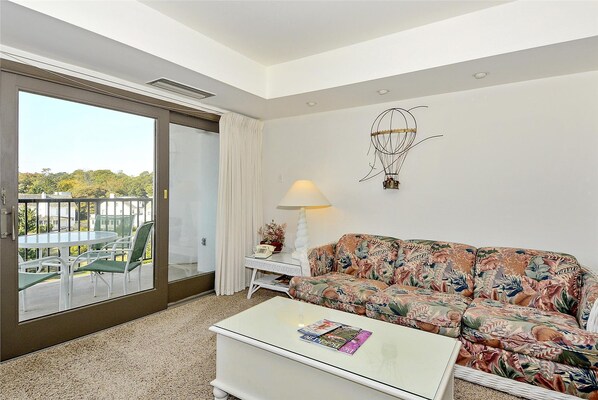 Condo, 2 habitaciones | Sala de estar