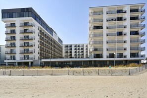 Condo, 2 Bedrooms | Exterior