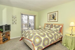 Condo, 3 habitaciones | 3 habitaciones, decoración personalizada y muebles diferentes