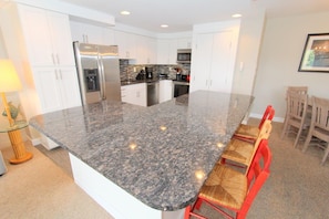 Condo, 2 quartos | Cozinha privada