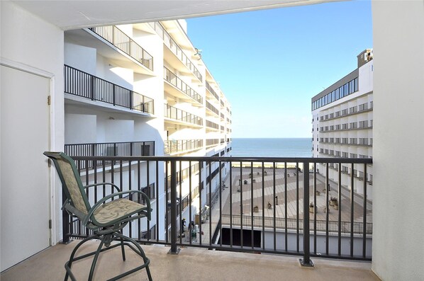 Apartment, 2 Schlafzimmer | Balkon