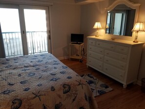 公寓式客房, 2 间卧室 | 2 多间卧室、特色装修、特色家居、免费 WiFi