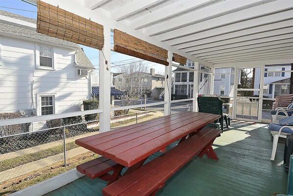 Nhà, 3 phòng ngủ | Ngoại thất