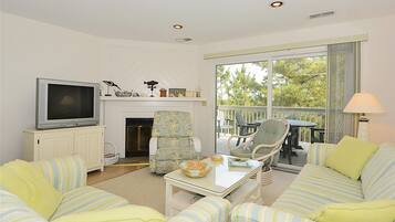 Townhouse, 4 kamar tidur | Ruang keluarga