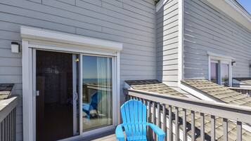 Townhome, 4 Bedrooms | Balcony