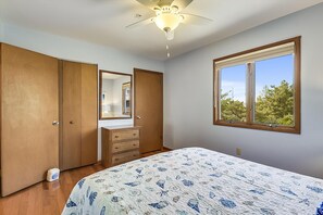 Townhome, 4 Bedrooms | 4 bedrooms, individually decorated, individually furnished, bed sheets - Indian Harbor Villas 21 by Long & Foster (Bethany Beach)