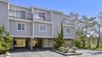 Townhome, 4 Bedrooms | Exterior