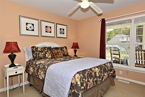 House, 5 Bedrooms | 5 bedrooms, individually decorated, individually furnished, free WiFi - Manley 3 Cleveland Ave S.B by Long & Foster (Bethany Beach)