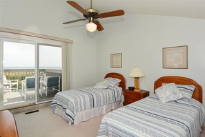 Townhome, 4 Bedrooms | 4 bedrooms, individually decorated, individually furnished, bed sheets