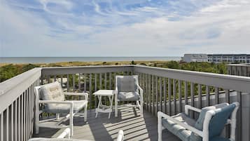 Townhome, 4 Bedrooms | Balcony