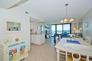 Condo, 3 Bedrooms | In-room dining