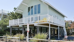 House, 5 Bedrooms | Exterior