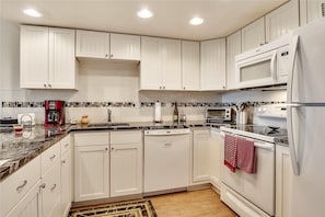 Maison en rangée, 4 chambres | Cuisine privée
