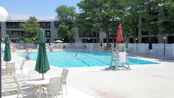 House, 5 Bedrooms | Pool | Outdoor pool