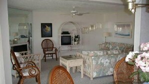House, 5 Bedrooms | Living room - Robins Lane 18 North Shores by Long & Foster (Rehoboth Beach)