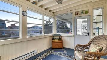 Condo, 2 Bedrooms | Interior