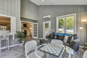 House, 3 Bedrooms - Pirates and Mermaids 38590 Jamestown Cr by Long & Foster (Frankford)